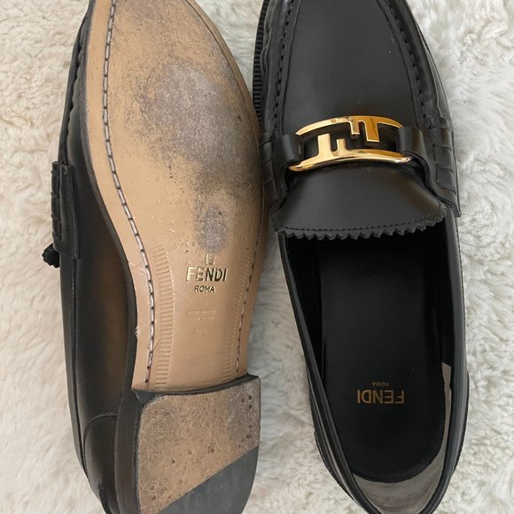 FENDI O'LOCK LOAFERS - Picture 4 of 5